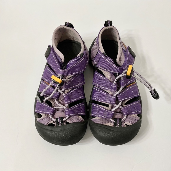KEEN Purple Girl US 13 Waterproof Hiking Sandals Closed-Toe Easy-on Bungee Cinch - Picture 2 of 5